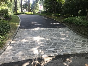 custom belgium block apron inlay design grapevine joint estate asphalt driveway syosset